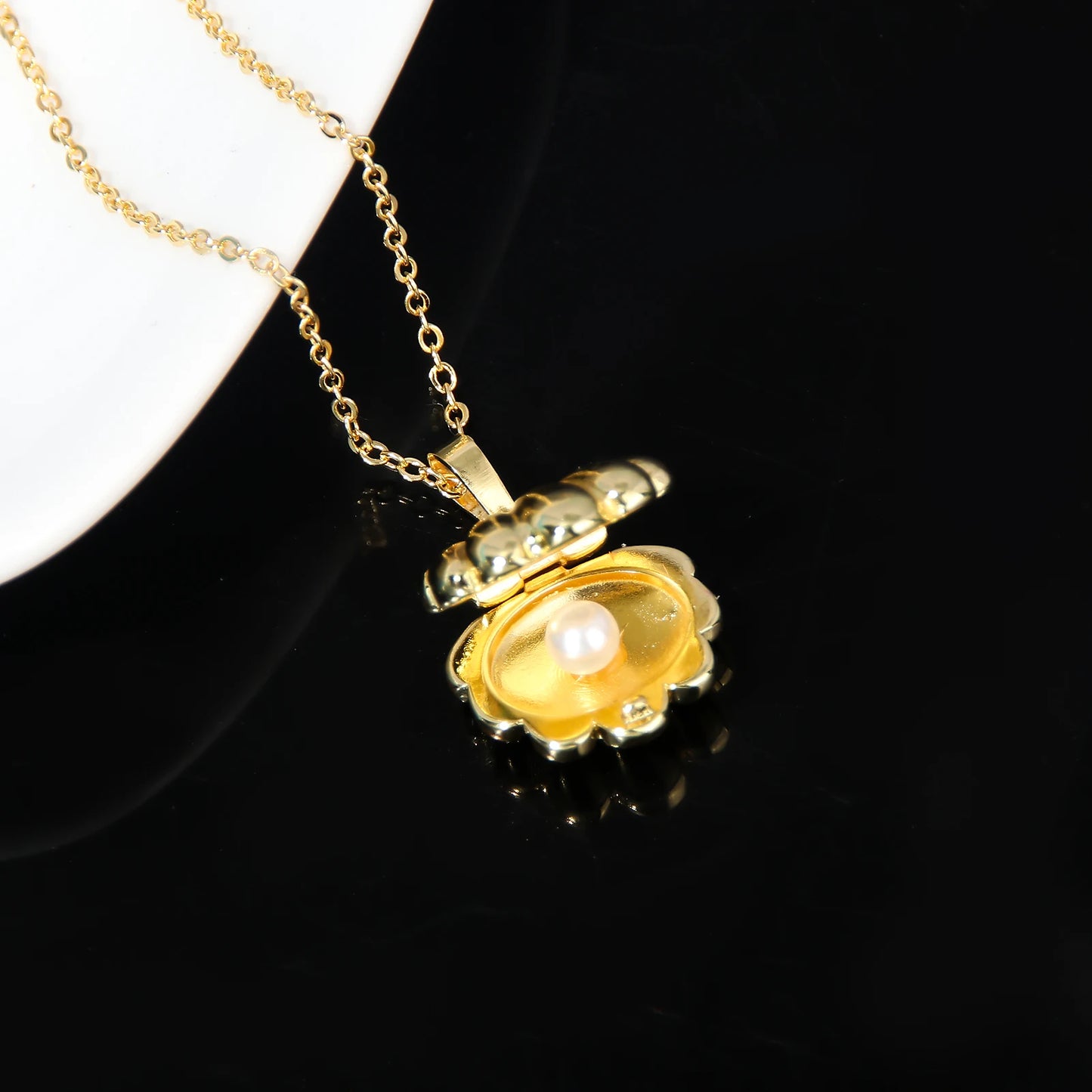 Anime Mermaid Melody Shell Pearl Locket Pendant Necklace for Woman Sweet Party Wedding Jewelry Choker Gift for Her